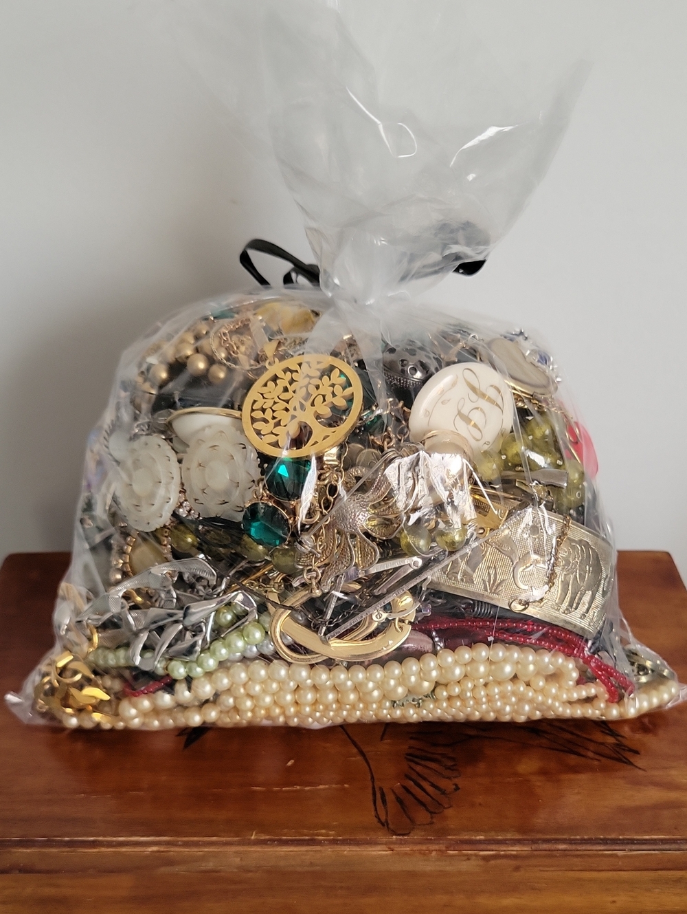 Mixed Mystery Bag Of Costume Jewelry 4lbs